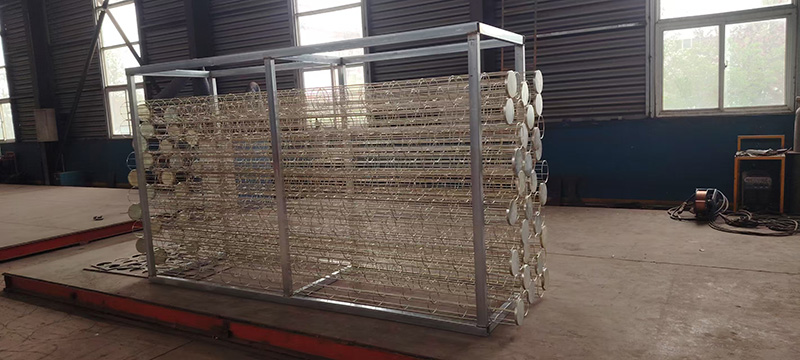 filter bag cage